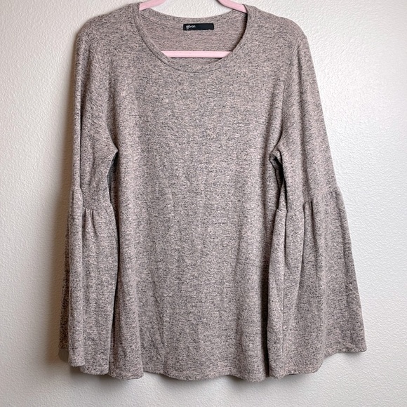 Gibson Sweaters - Gibson blush and grey long bell sleeve knit top size L